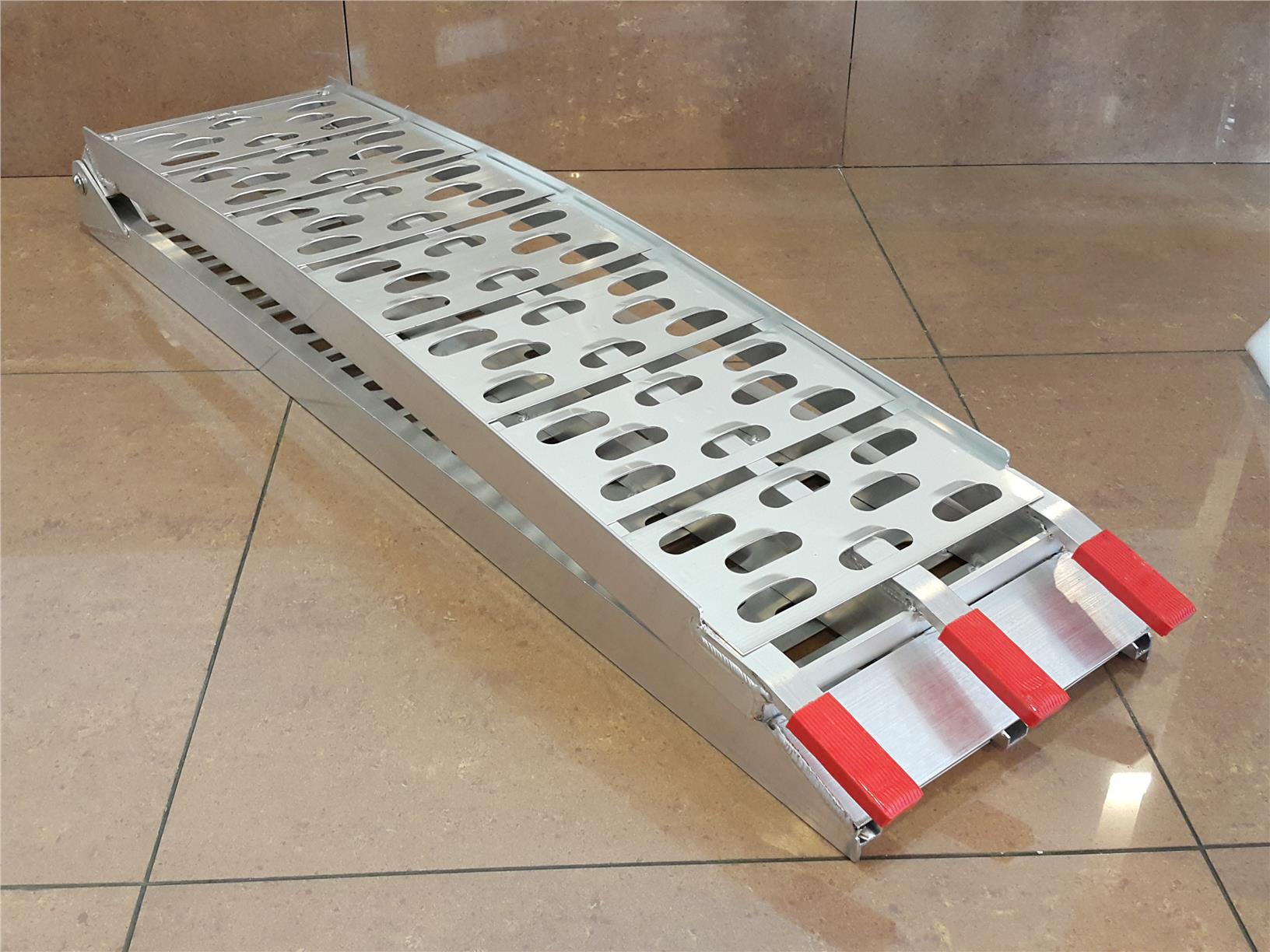 89" Aluminum Ramp Foldable Type(width:11") ID779917 89" Aluminum Ramp Foldable Type(width:11") ID779917