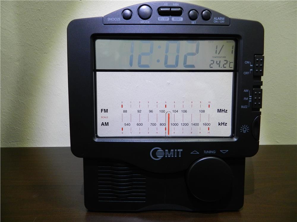 HIDEFINITION LCD CLOCK RADIO (end 3/18/2018 115 PM)