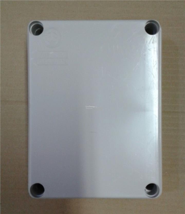 WATERPROOF ELECTRONIC ENCLOSURE BOX 150X110X75MM (TC095) WATERPROOF ELECTRONIC ENCLOSURE BOX 150X110X75MM (TC095)