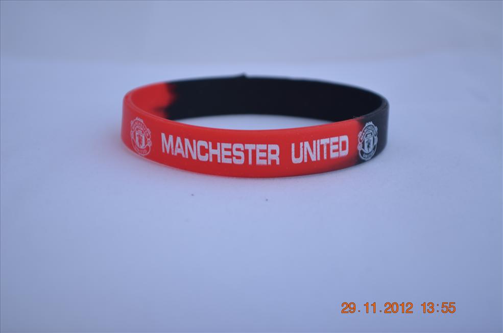 2 pcs EPL Manchester United MU FC silicone wrist band