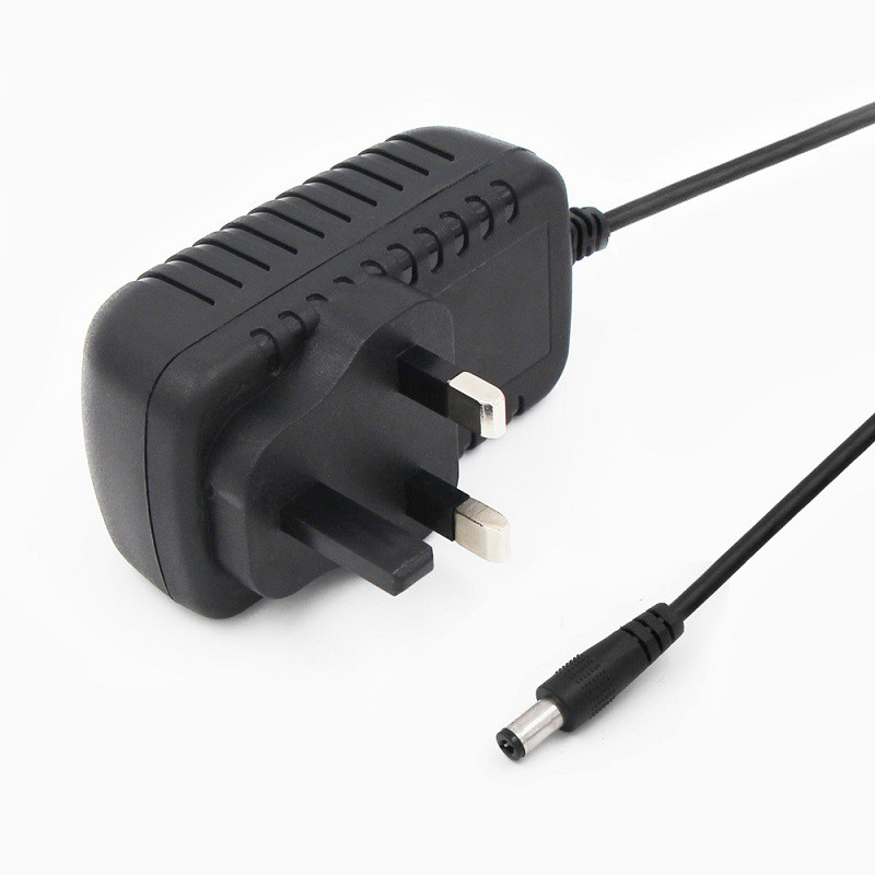 AC Adapter, DC 12V 2A. Switching Power Supply