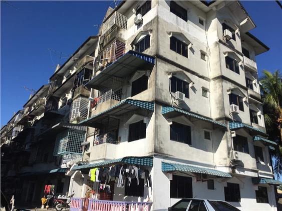 Apartment at Rumah Pangsa Laksaman (end 12/18/2017 10:11 PM)