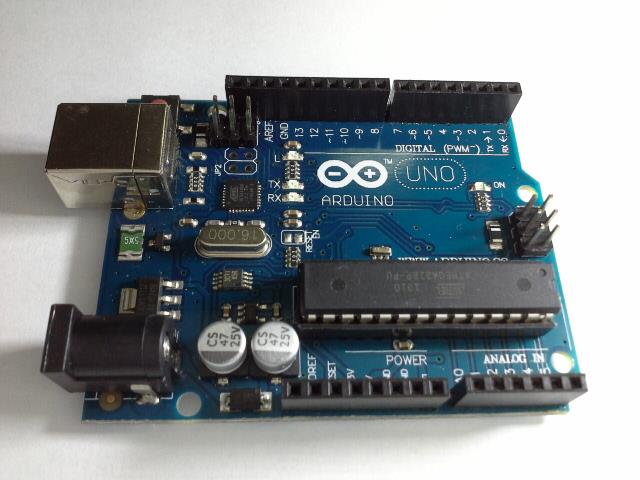 Arduino Uno R3 Compatible (Free USB Cable)