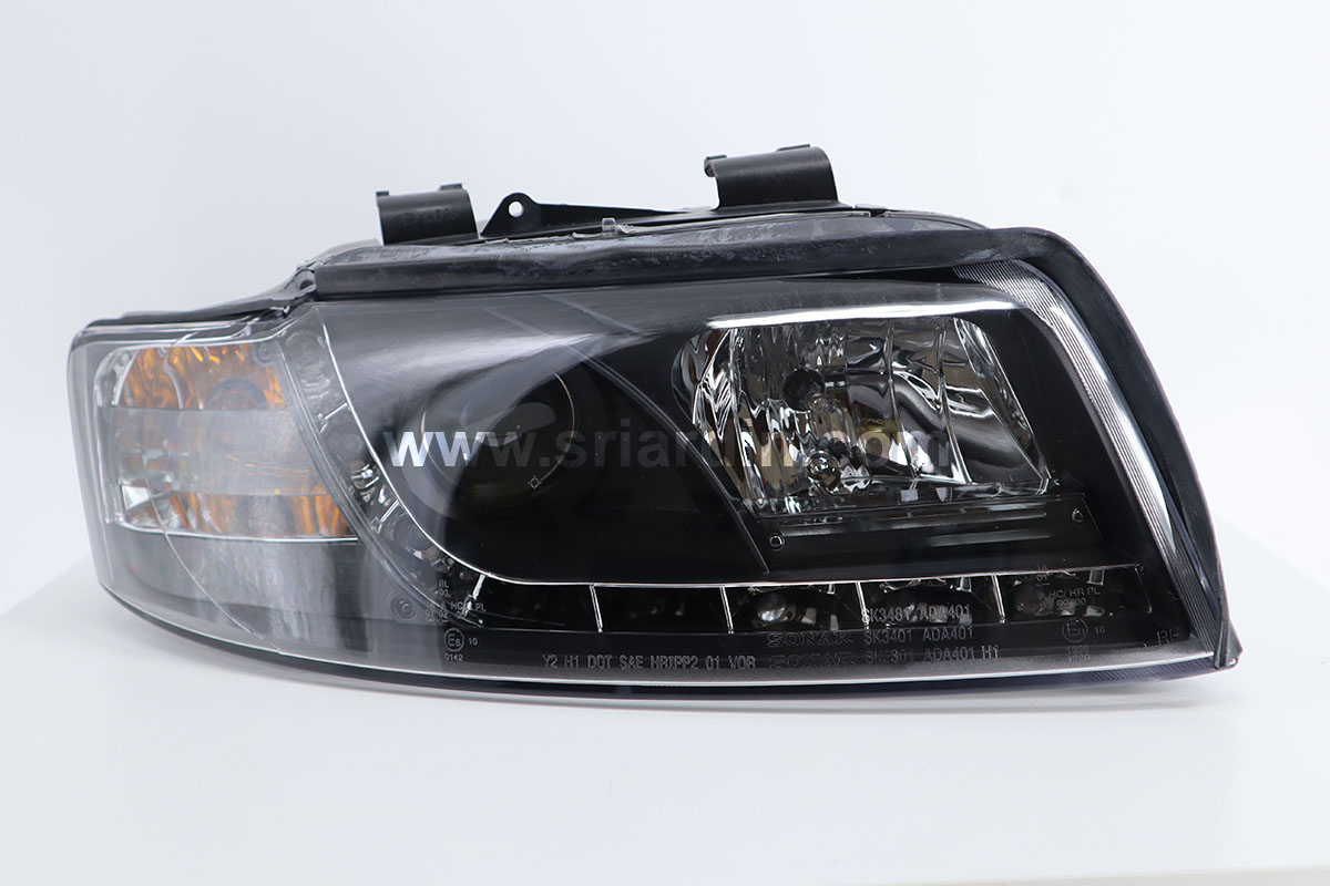 AUDI A4 B6 01-04  Black Projector Headlamp w LED