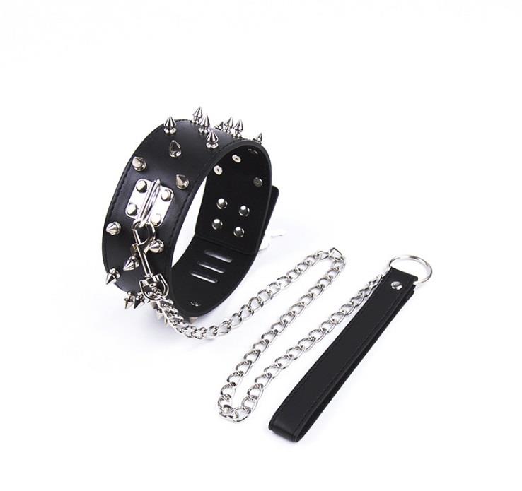 BDSM Bondage Collar / Spike Collar with Chain (Black) Toy For Sex