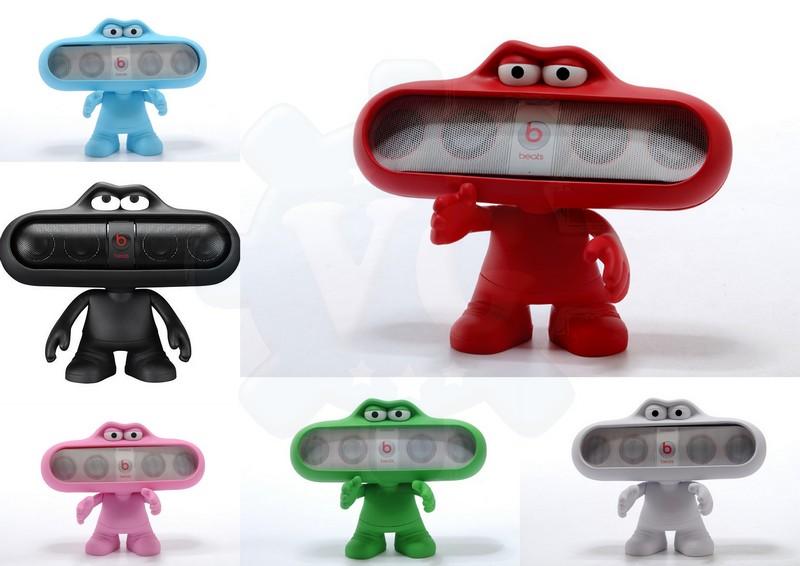 beats pill character stand