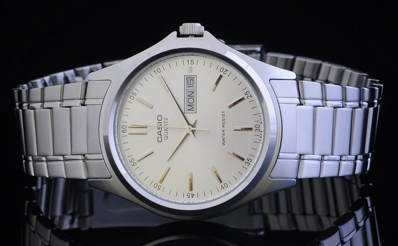 Casio Men Analog Day Date Watch MTP-1 (end 2/1/2021 1:15 PM)