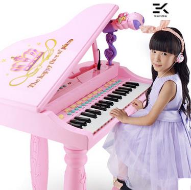 play piano toy