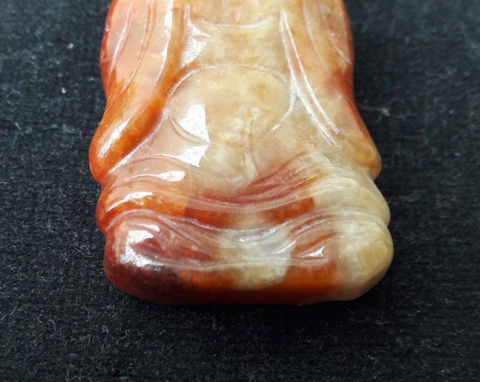 Class A red jade Longevity God with 916 gold hook pendant