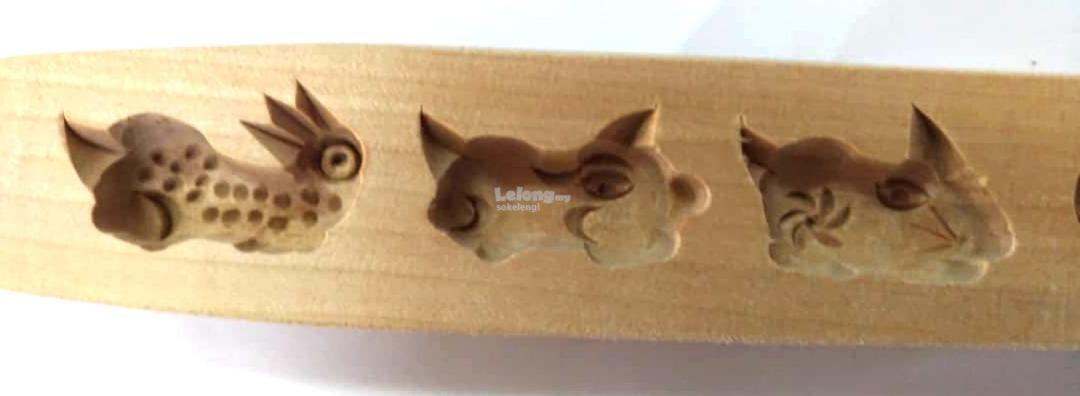 CNY Traditional kuih Animal Wooden K (end 4/19/2020 1:12 PM)