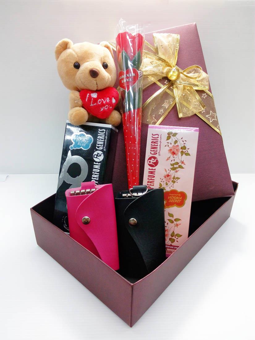 Couple's Valentine's Gift Set with (end 2/19/2019 10:56 PM)