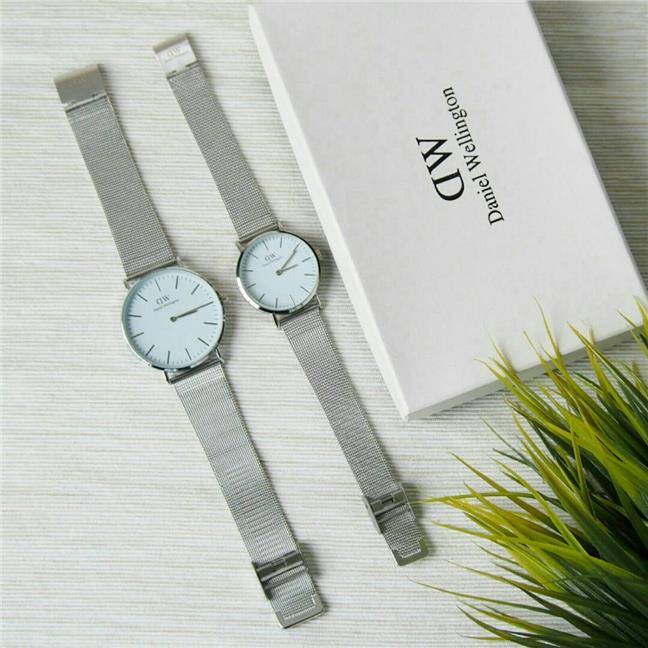 daniel wellington pair watch