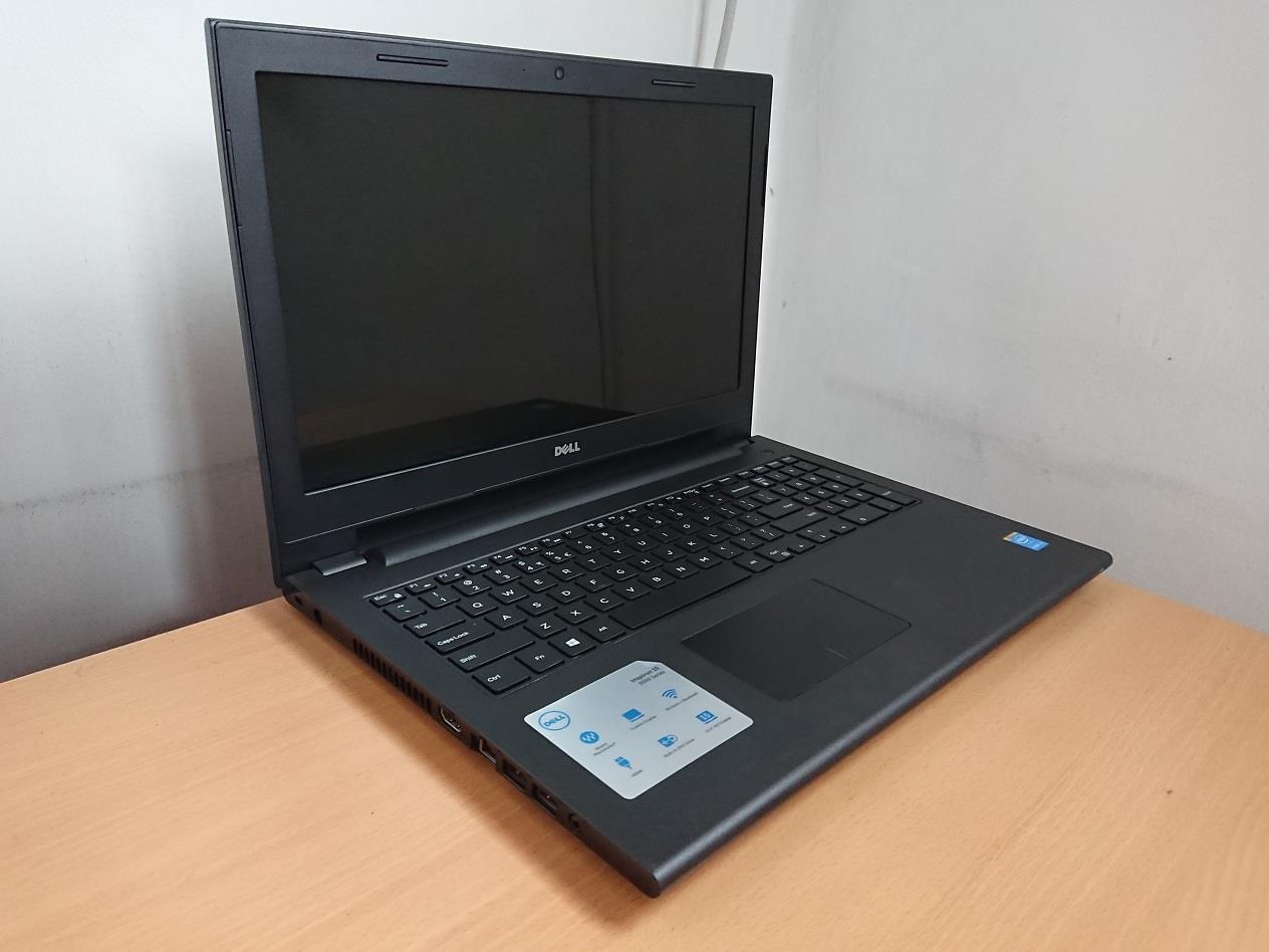 Dell Inspiron 15 3000 Series i3-4005U 