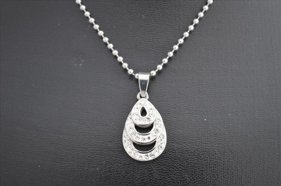Elegant classic design triple teardrop pendant with sparkling stones