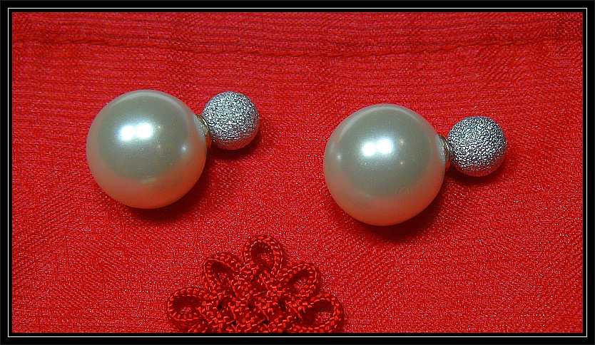 Fashion Plain Pearl Earrings