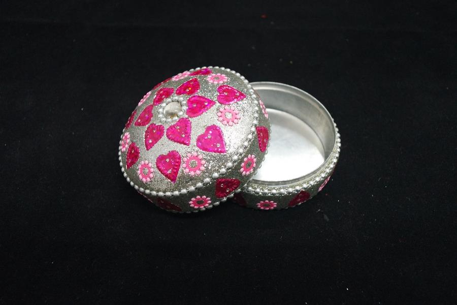 Download Glittery Round Metal Box - Pink (end 1/7/2018 2:15 PM) Yellowimages Mockups