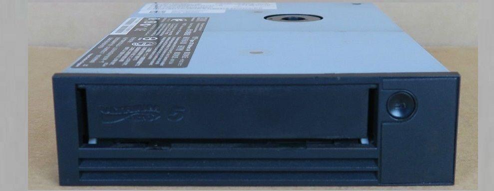 IBM LTO5 HH SAS V1 Internal Tape Drive RWHM1 46X0402 (F/W E6Q3)