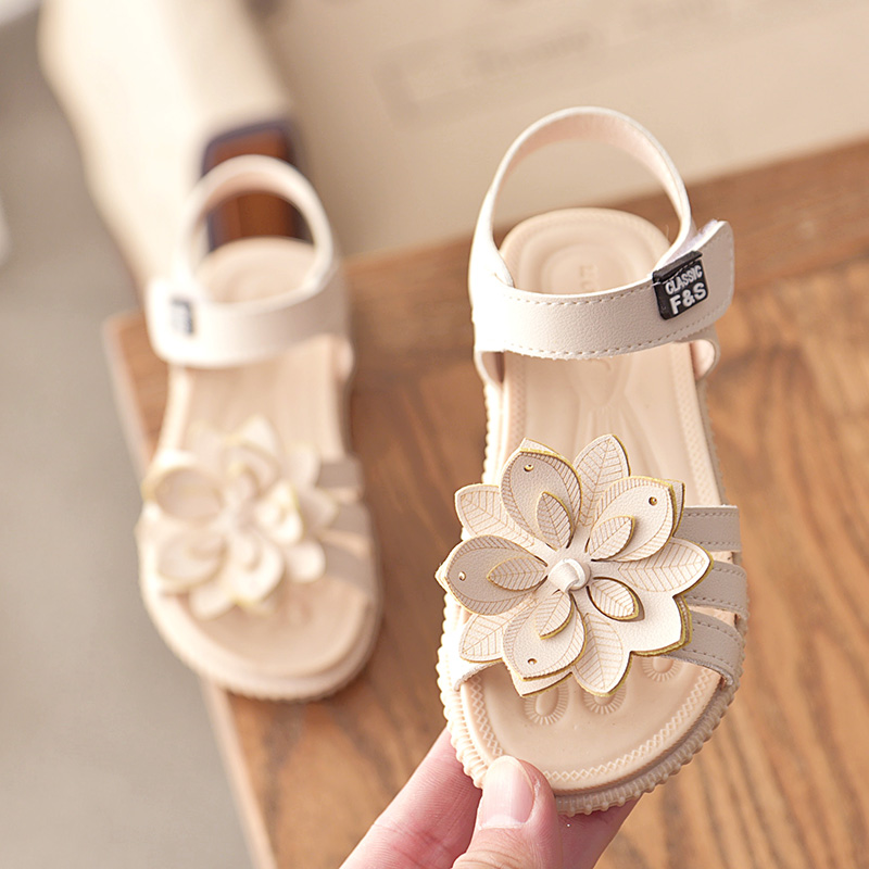 rubber sandals for girls