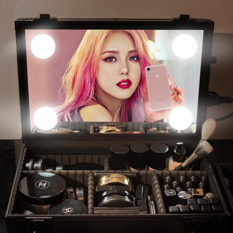 small makeup case with lights