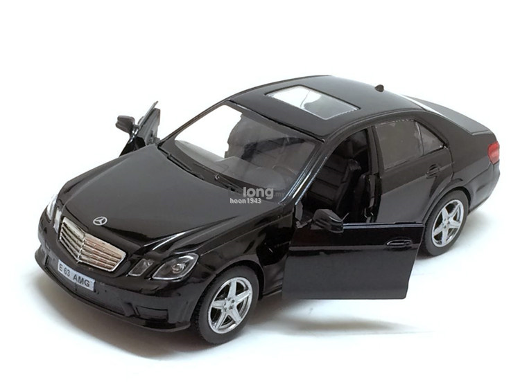 Mercedes Benz E63 AMG Metal Toy Die-cast Car
