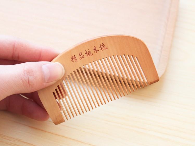 Mini anti-static wooden comb health care peach comb