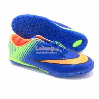 kasut futsal nike 2018