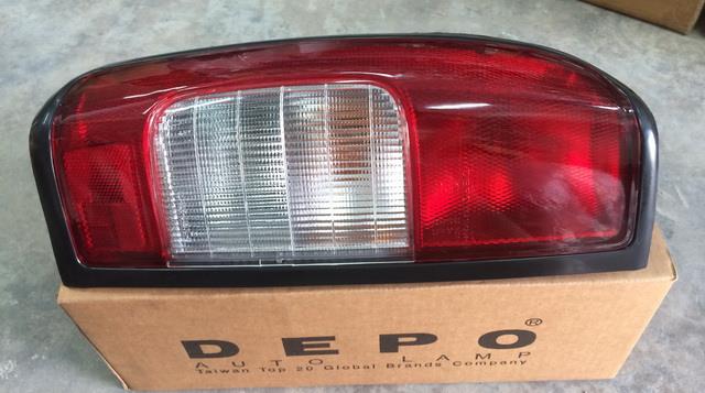 Nissan Frontier Tail Lamp