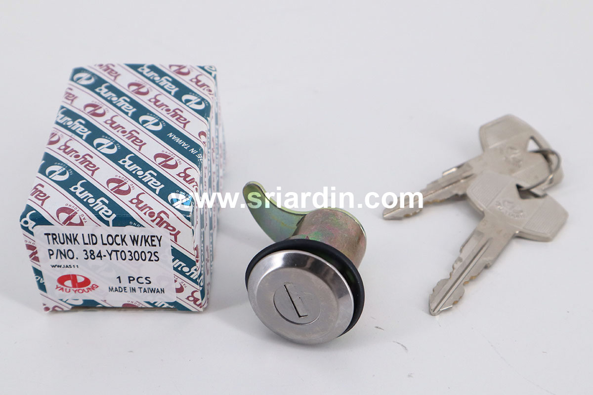 Nissan Sunny B310 4 Door &#39;78-&#39;82 Trunk Lid Lock with Key