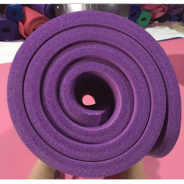 OSUKI Yoga Mat 10mm Non Slip Sports Authentic Fitness Purple With Bag