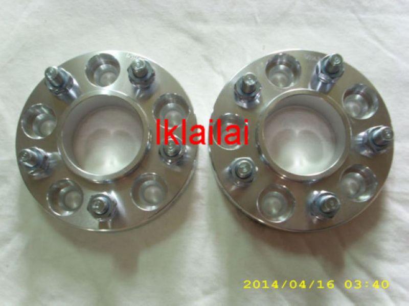 PCD 5X100 Wheel Spacers 25mm Thickness M12x1.5mm 67.1 w Center Cone