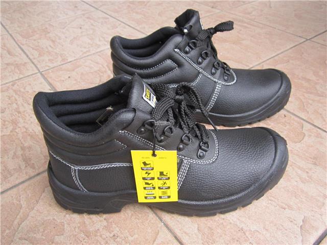 jogger safety shoes catalogue