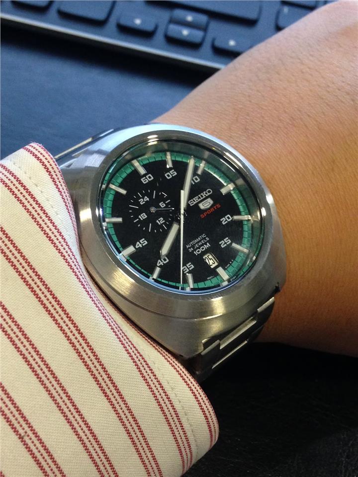 seiko 5 green dial automatic