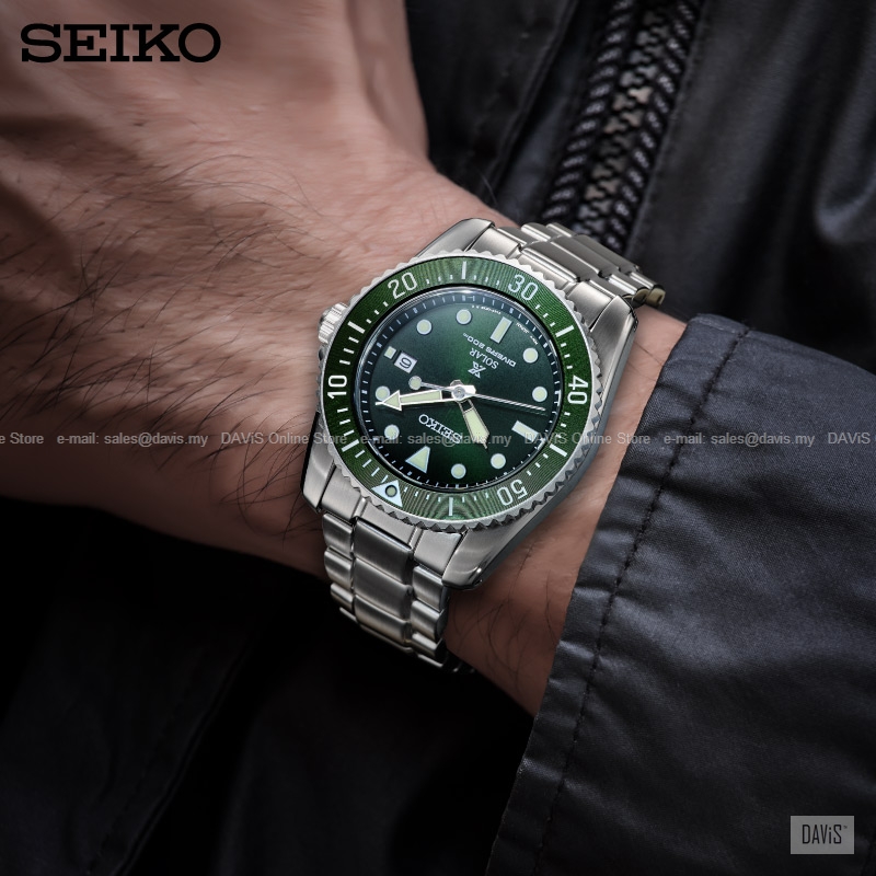 SEIKO SNE583P1 Prospex Diver Sapphire Solar Date SS Bracelet Green