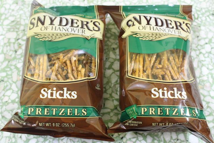 Hasil gambar untuk snyder's pretzel sticks