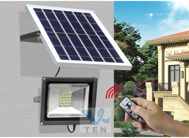 Super Bright 20W Solar LED Light Spot Light With Remote Control