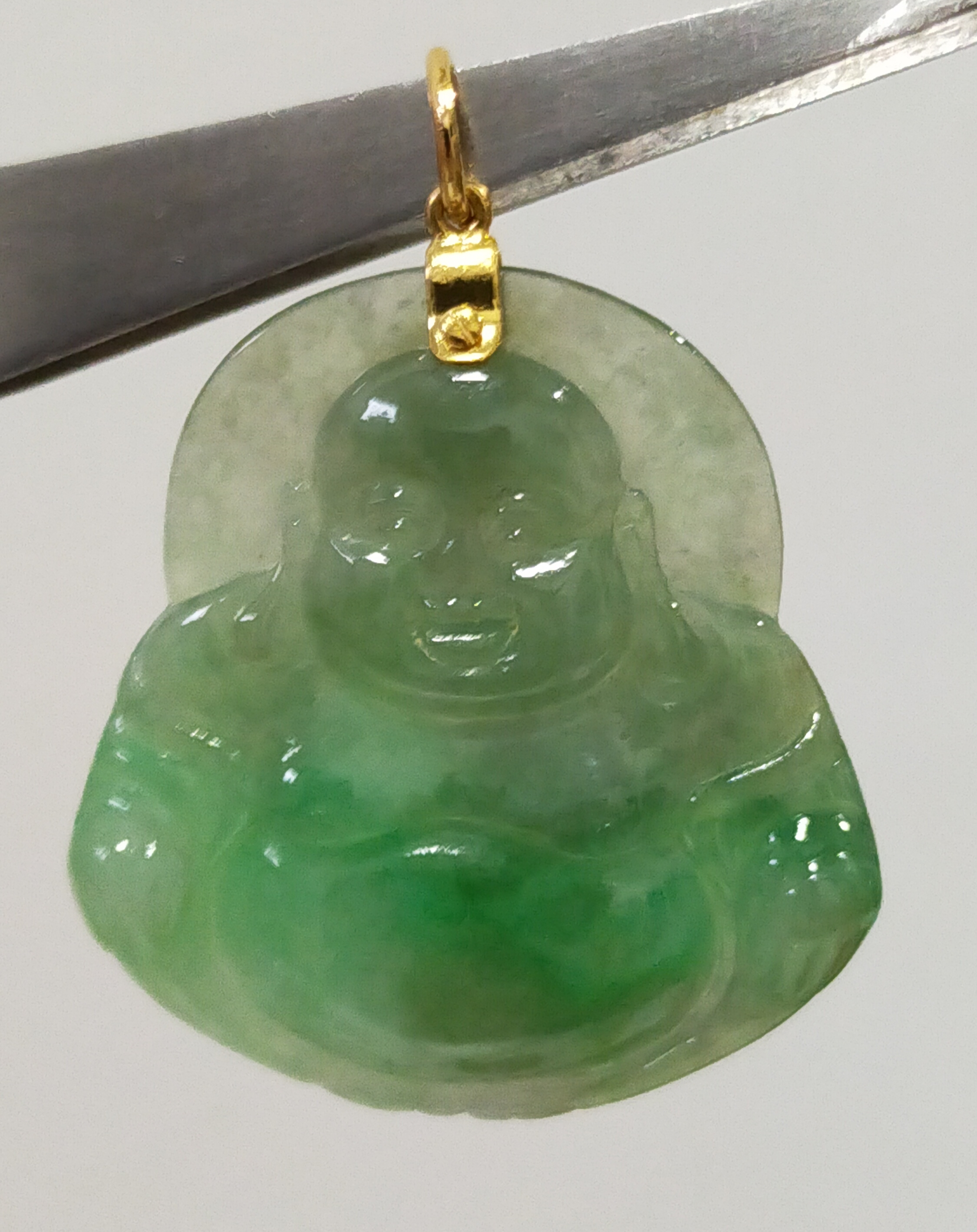 Superb Jadeite Jade Laughing Buddha with 916 gold hook