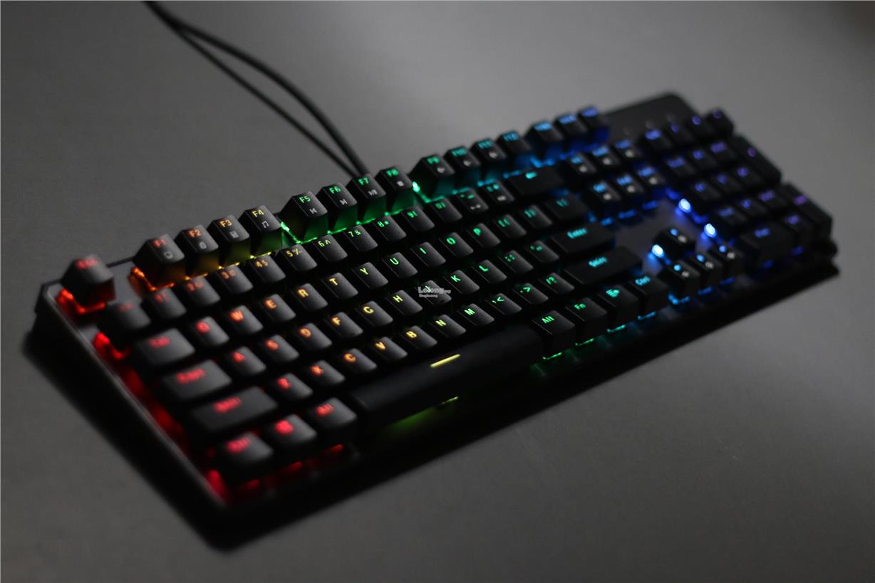 Tecware Phantom RGB Backlit Mechanical Gaming Keyboard - Red Switch