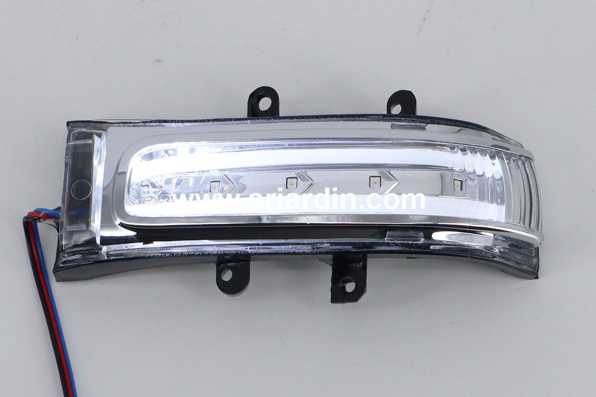 Toyota Alphard / Estima 08-13 Side Mirror Signal with Light Bar