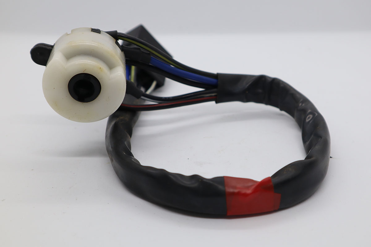 Toyota Cressida RX30 Ignition Cable Switch (84450-30131)