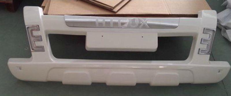TOYOTA Hilux '12 Front Bumper Guard with LED