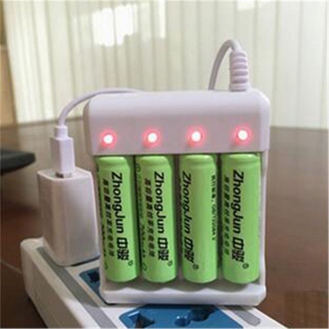 Usb Power Battery Charger Intelligent 4 Slots AA AAA Lithium Rechargeable Fast
