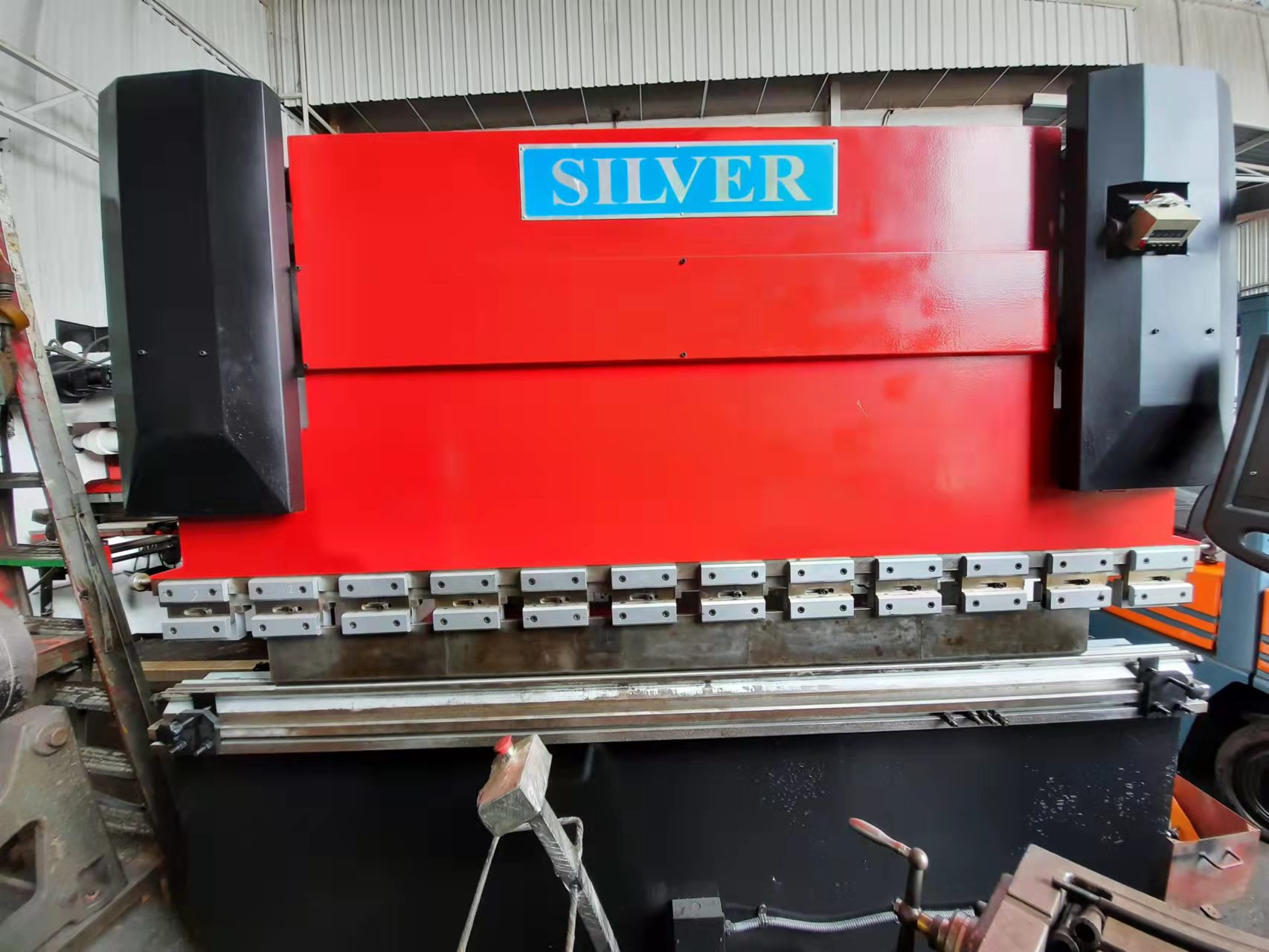 Used Silver Hydraulic Press Brake Machine