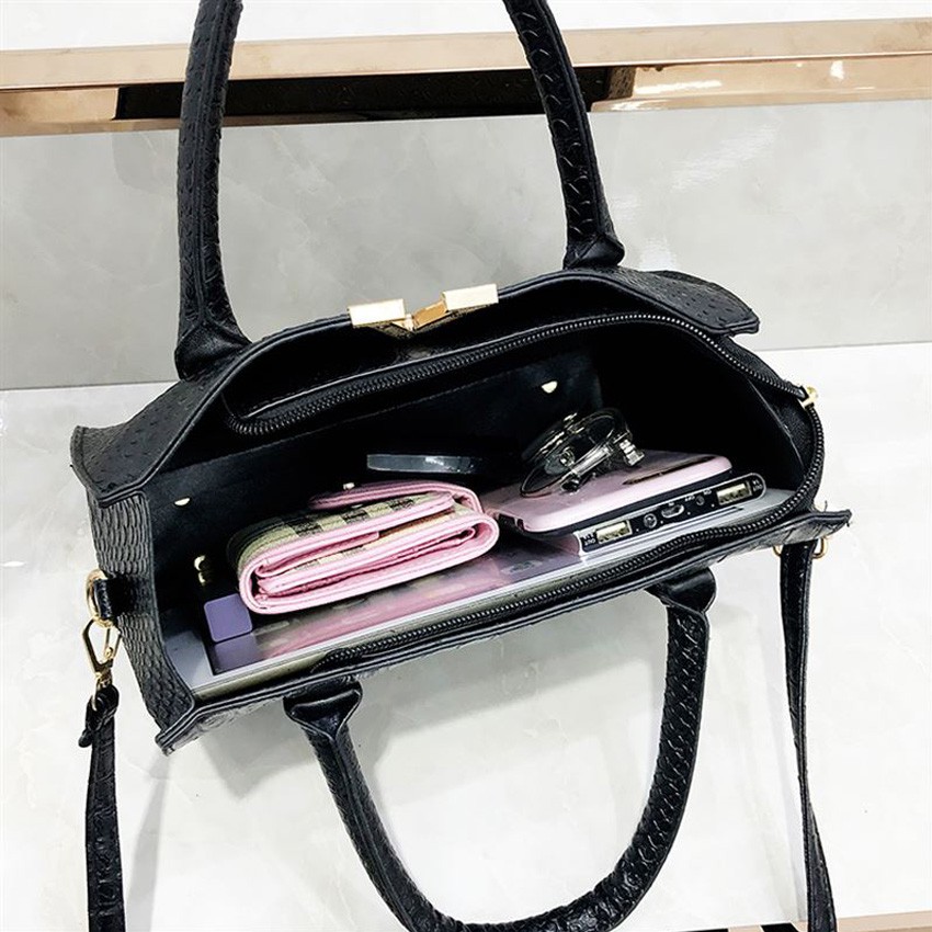 V Crocodile Korea Handbag Sling Bags Travel Beg Tote Fashion