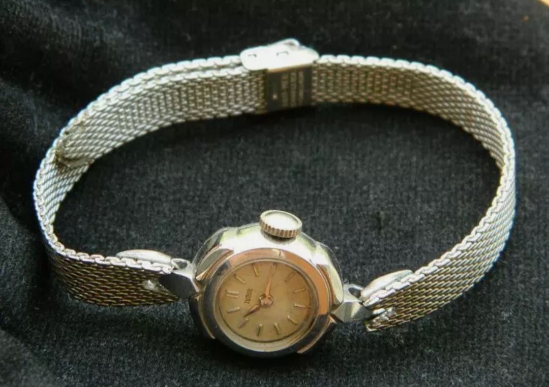 Vintage classic Swiss Tudor lady watch with 10K GF steel band