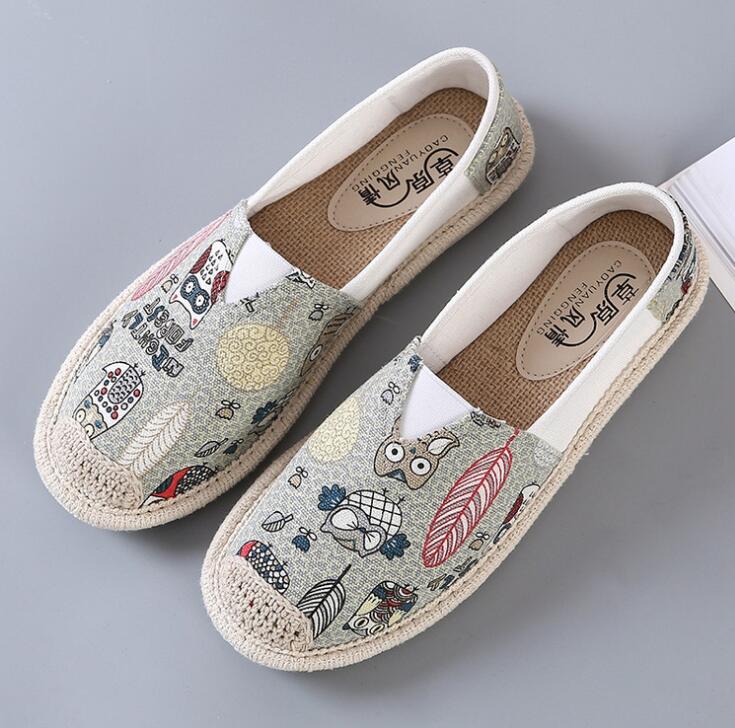 Vintage Ladies Fashion Cartoon Pattern Printed Comfy Flat Cover Shoes Vintage Ladies Fashion Cartoon Pattern Printed Comfy Flat Cover Shoes