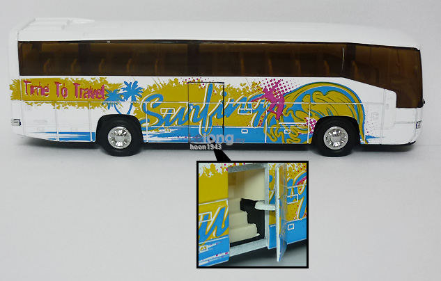 Welly 1:60 Express Bus Metal Toy Diecast Model  (Super Coach series)