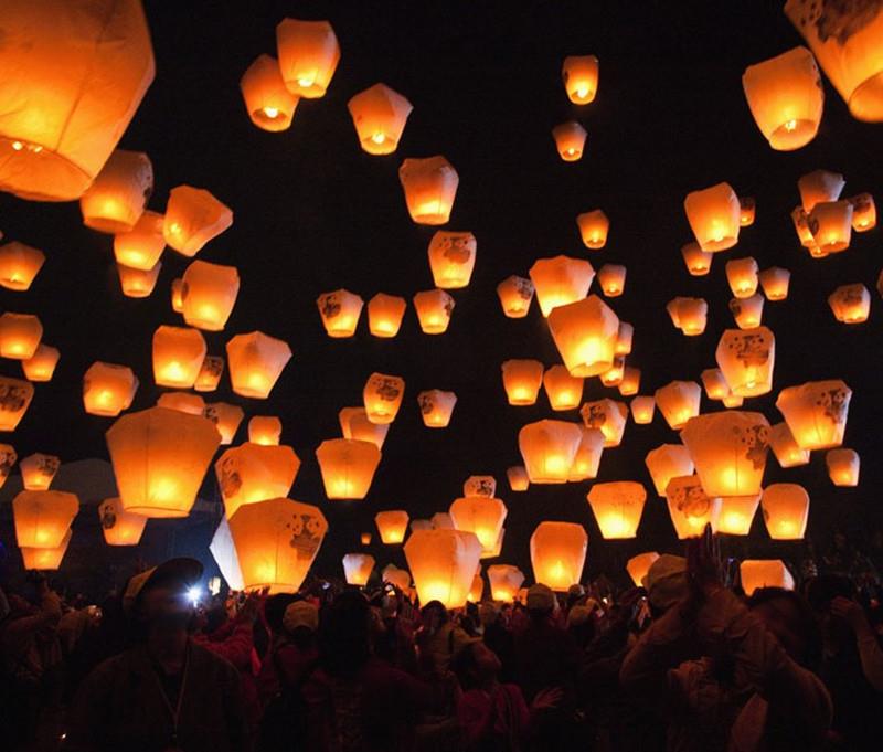 large chinese paper lanterns