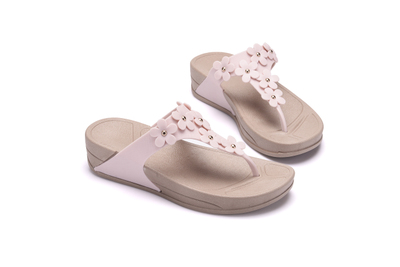 thick flip flops for womens