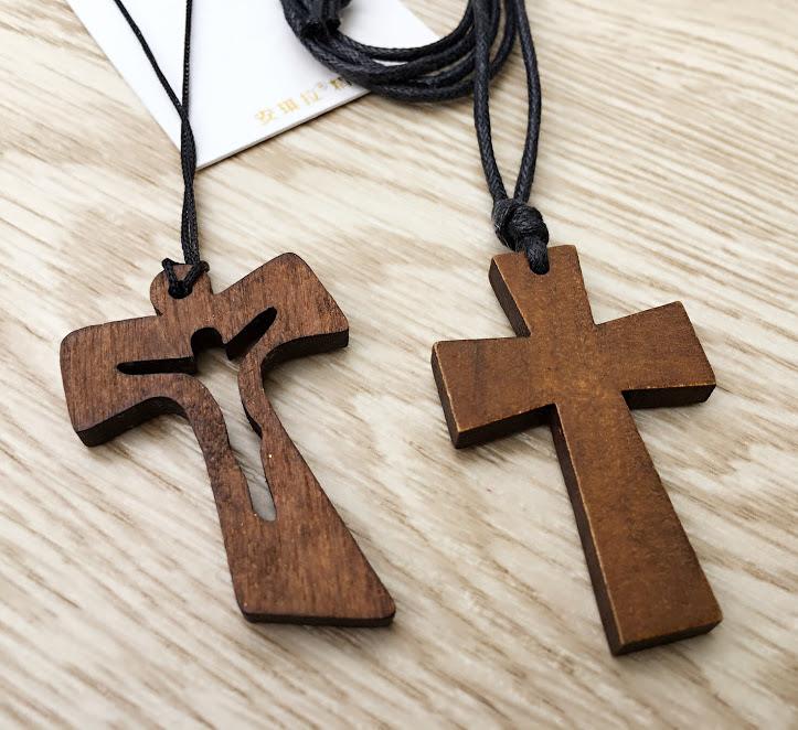 Wooden Cross Pendant Necklace Brown (end 3/19/2019 11:18 AM)