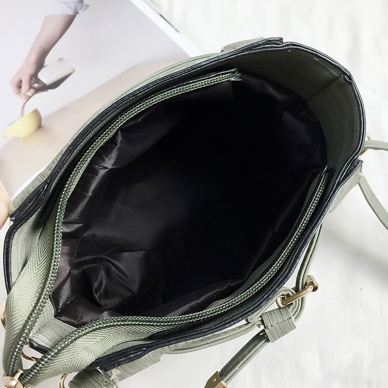 Woody VST Sling Bag Shoulder Bags Handbag Casual Beg Travel
